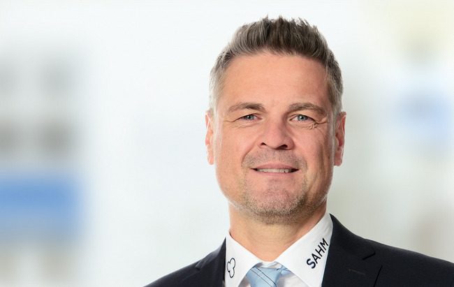 SAHM Prokurist - Ronny Klein Portrait-Foto von Ronny Klein - SAHM Prokurist